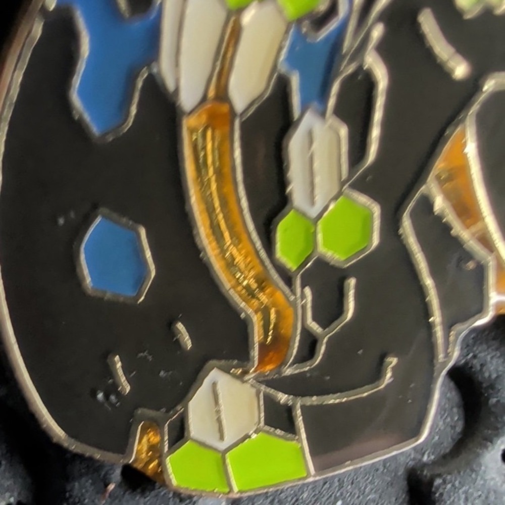 Pokémon official 2016 tapu koko & zygarde trading pin set - Picture 3 of 4